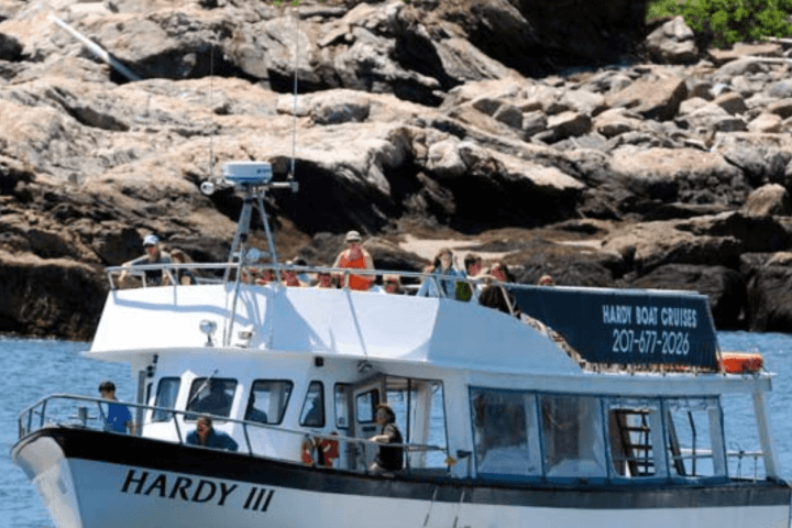 hardy boat monhegan island ferry from new harbor